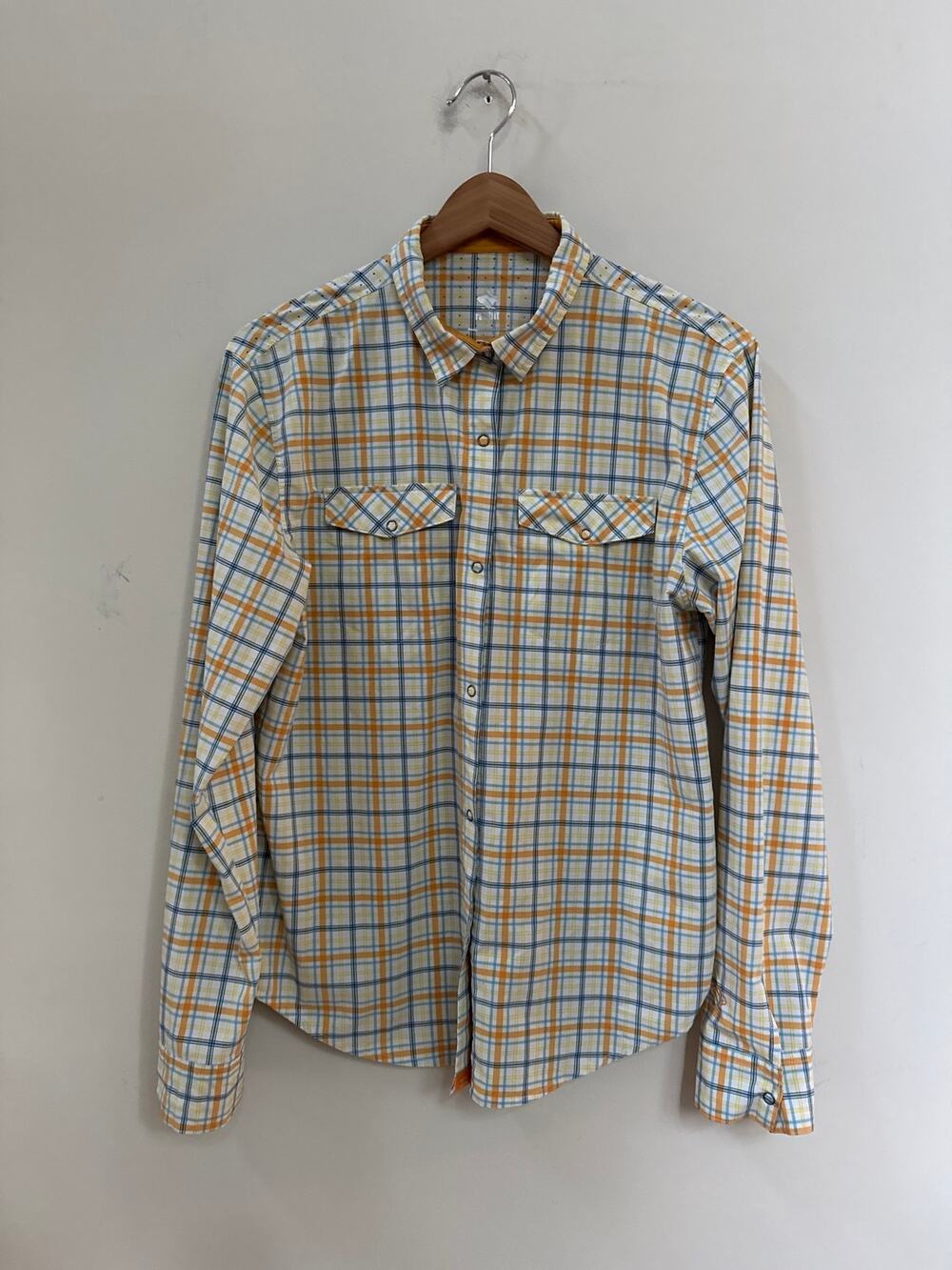 Rabbit High Country Plaid Performance Snap Shirt  Large Vented Orange Blue